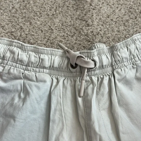 NWT J. Crew Crewcuts Pier Shorts in “Stone”, 7 - Picture 4 of 9